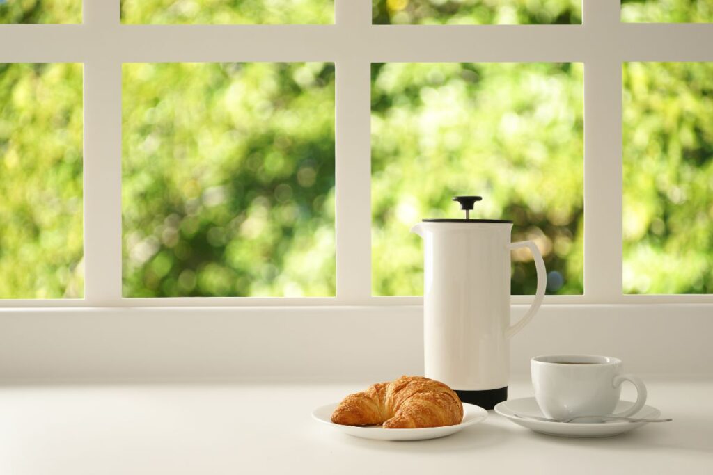 10 Bay Window Designs That Add Style To Your Home Breakfast Nook